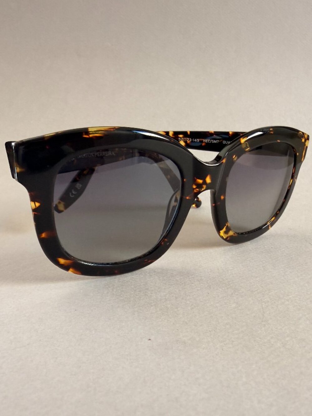 BARTON PERREIRA Quannah Heroine Chic / Smokey Topaz women's sunglasses 52 mm